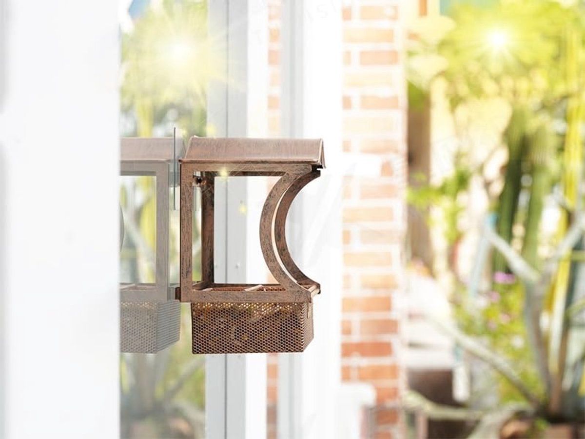 Stainless Steel Window Bird Feeder with Suction Cups, Transparent Weather-Resistant Feeding Station for Watching Small Wild Birds