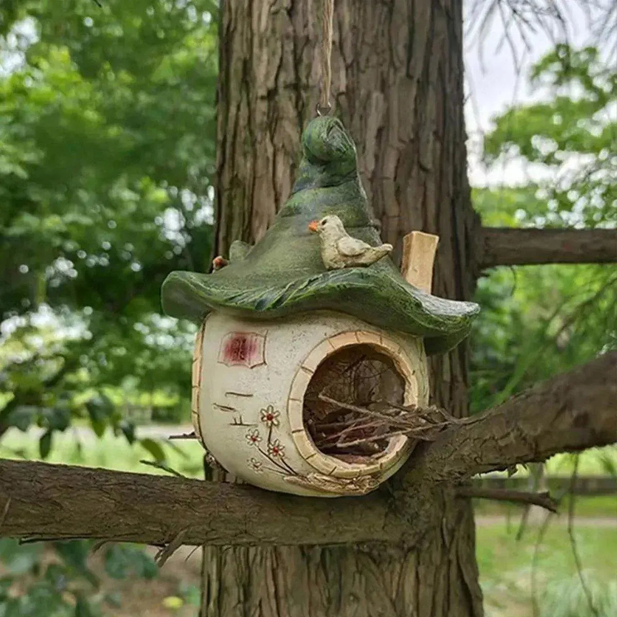 Cartoon Hanging Birdhouse Cozy Nest Resin Garden Outdoor Tree Patio Decor